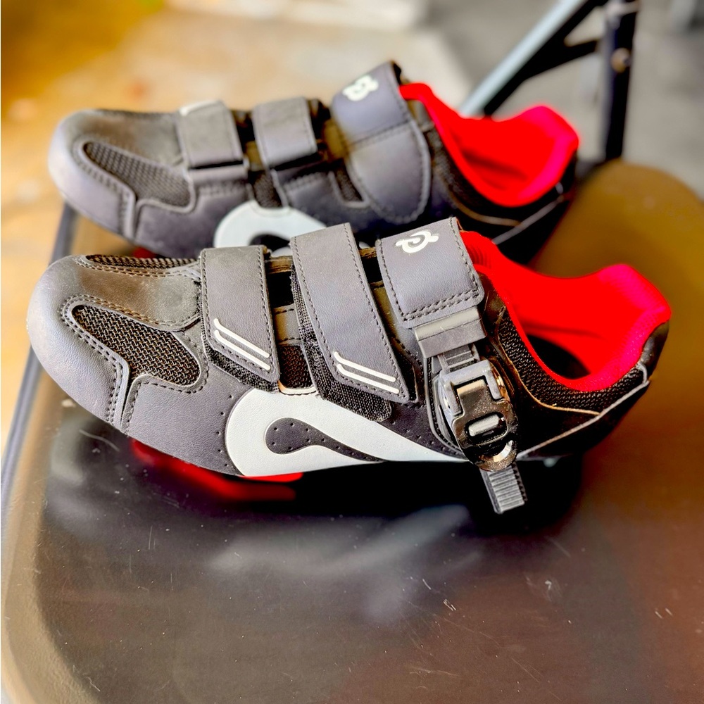 Peloton cycling shoes - Sz 8.5 women’s. Used once.